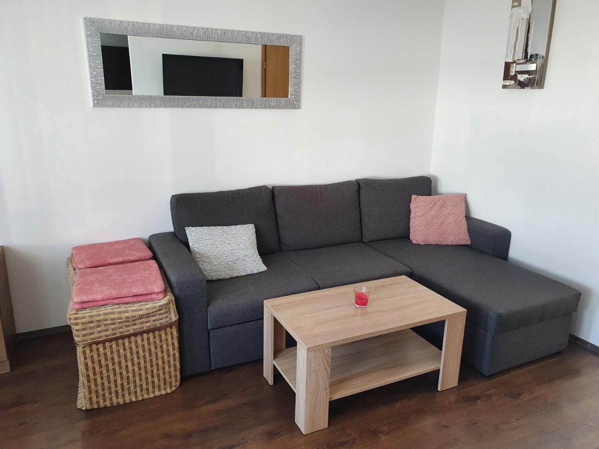 Apartmani Deak Vir Exterior photo